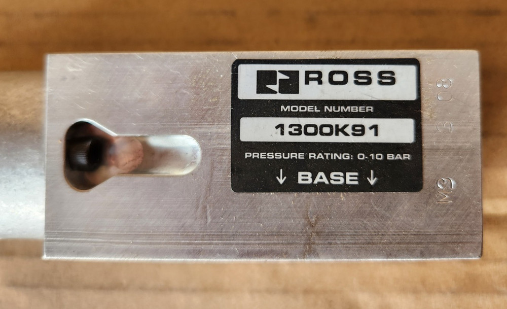 Ross Interposed Pressure Regulator - 1300K91