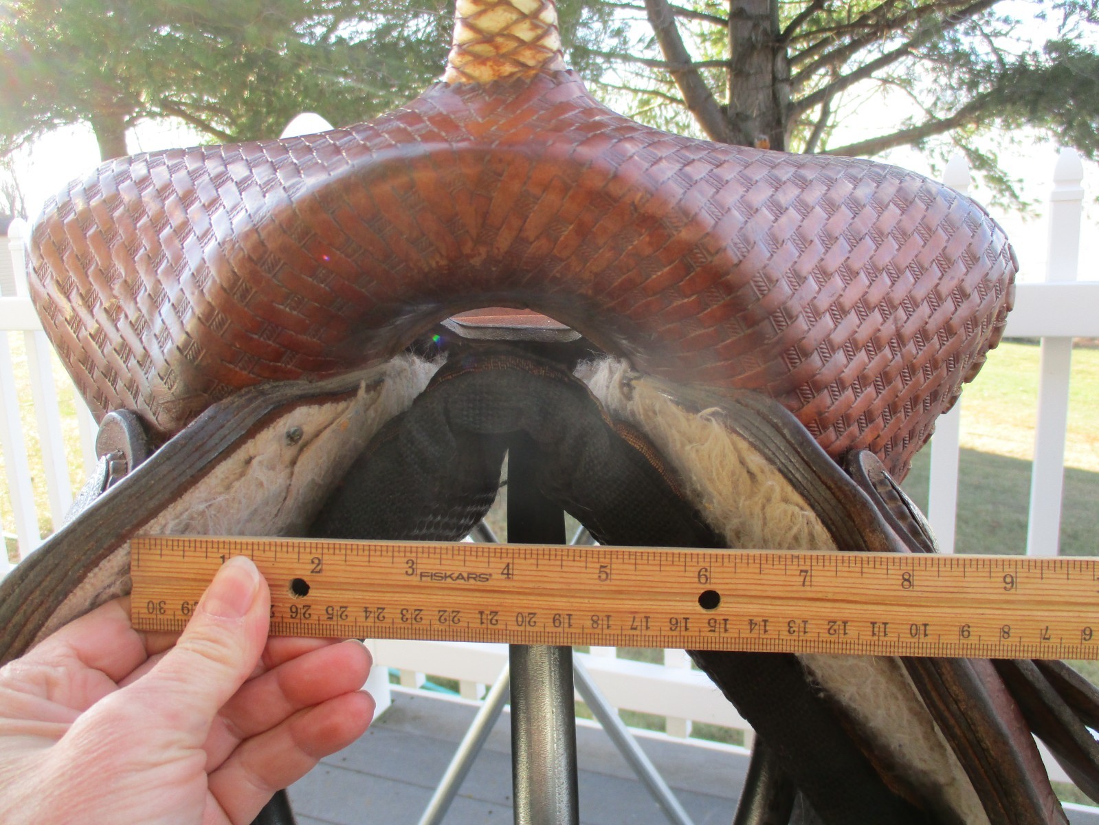 15'' FQH BARS #425 DAKOTA SADDLERY WESTERN BEAR TRAP BARREL SADDLE