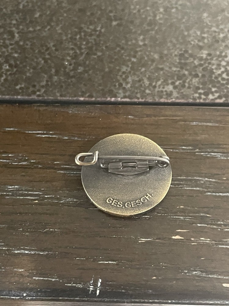 WW2 German Freiwilliger Arbeitsdienst Pin
