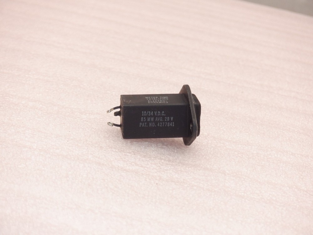 ELECTRO-DYNAMICS D16C8CE-16 SUBMINIATURE ELAPSED TIME INDICATOR