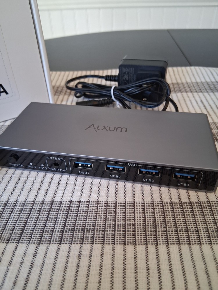 Alxum USB 3.0 Displayport KVM Switch