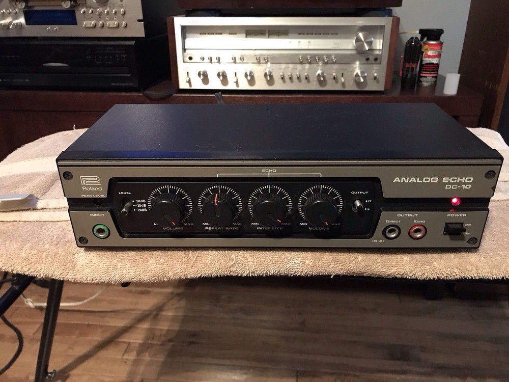 Roland DC-10 ANALOG ECHO