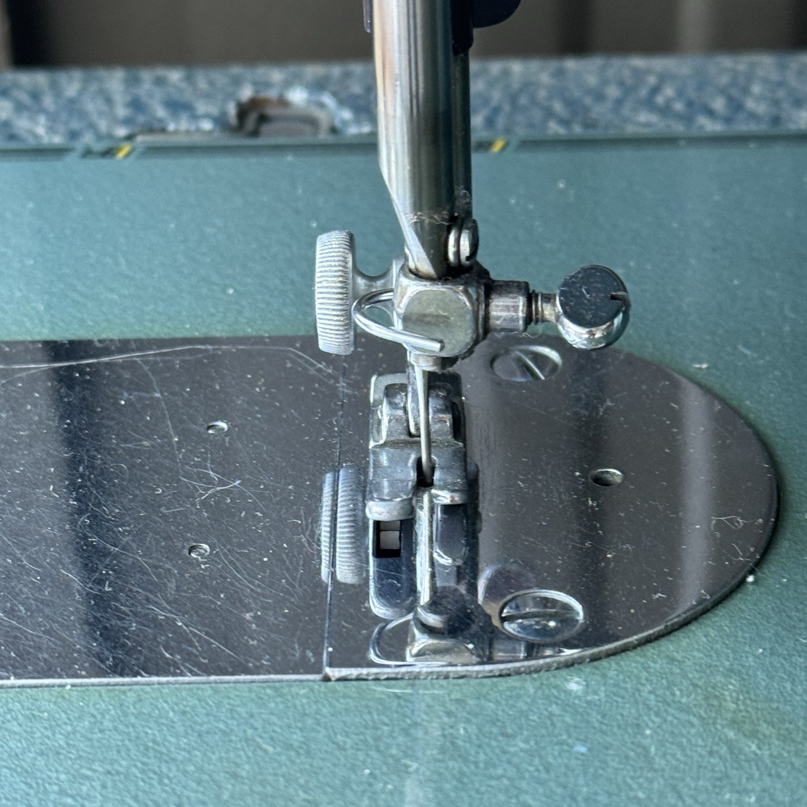 Vintage Sewing Machine Brother HA3-B5 ZigZag Beautiful W/Case & Accessories