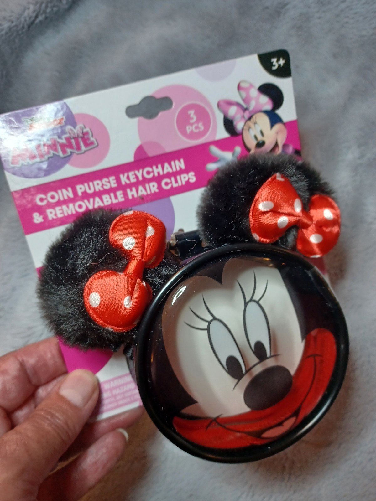 NIB Minnie Mouse Coin Purse Keychain and Removable Hair Clips
