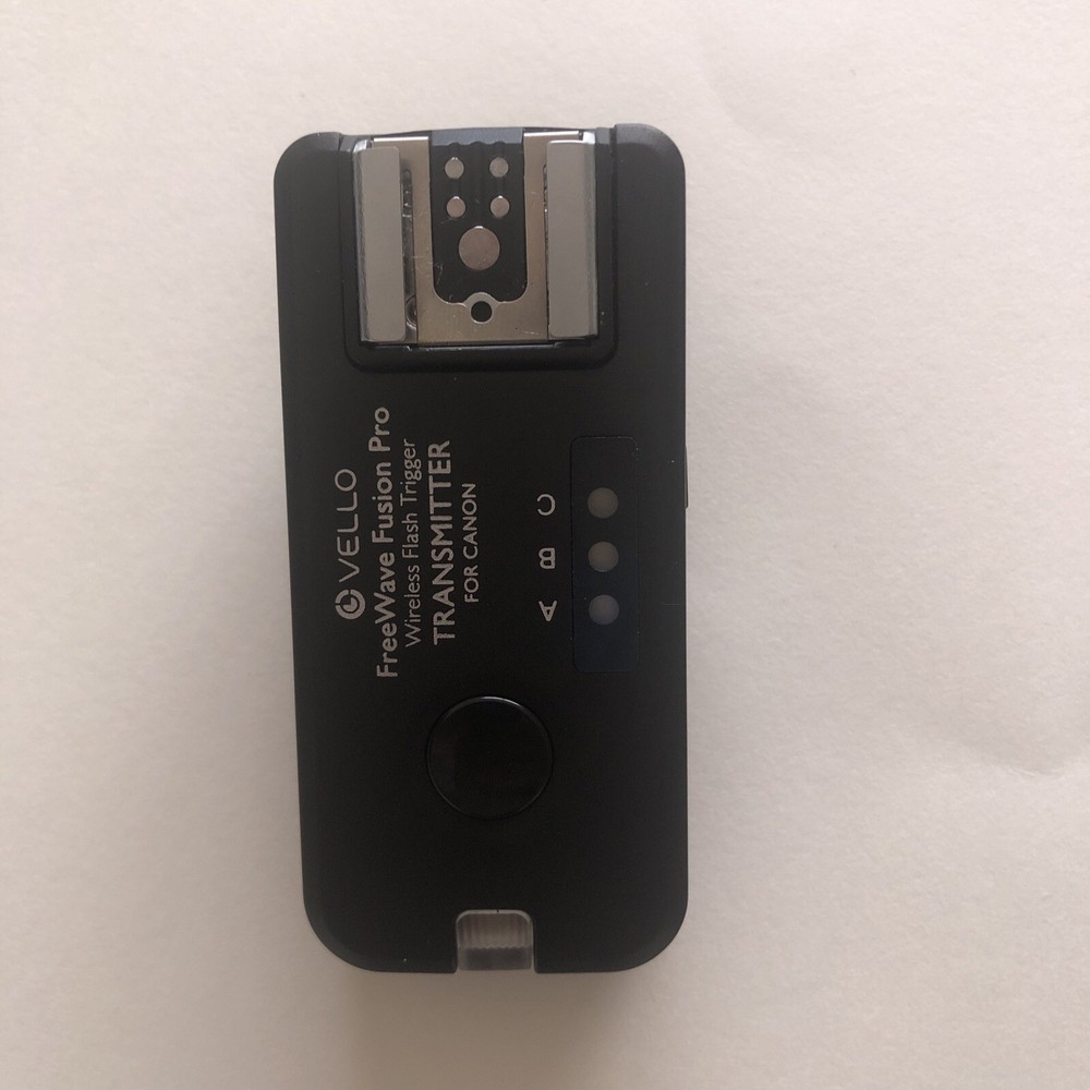 Vello FreeWave Wireless Flash Trigger TRANSMITTER For CANON
