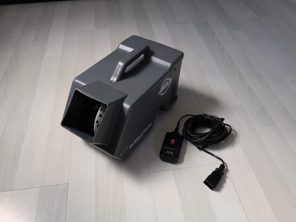 American DJ ADJ Bubbletron DJ Bubble Machine with Remote Control