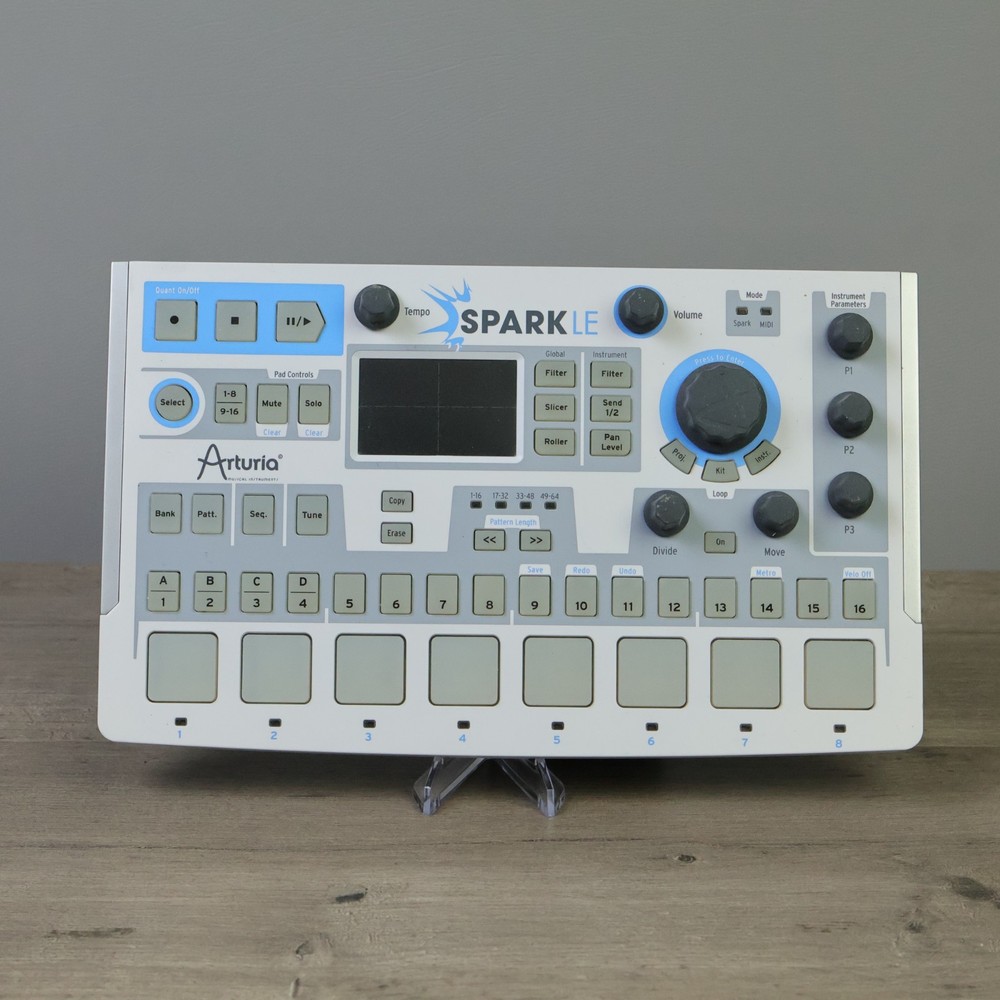 Arturia SparkLE Creative Drum Machine Hybrid Controller + Spark 2 Software VGC