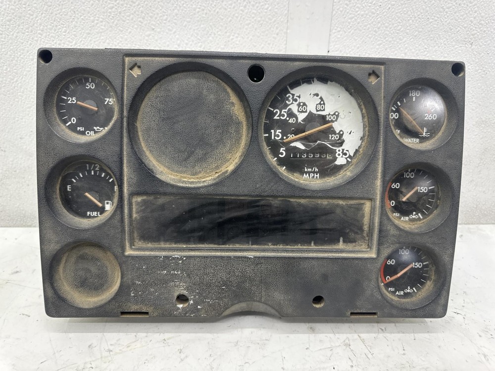 1991-2001 Freightliner FL70 Speedometer Instrument Cluster - Used