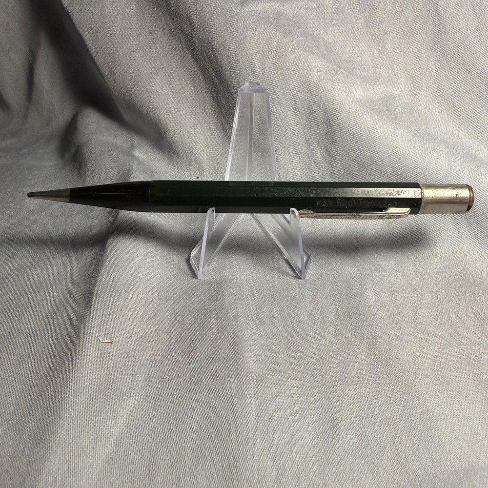 autopoint mechanical pencil Green And Black. Does Not Work