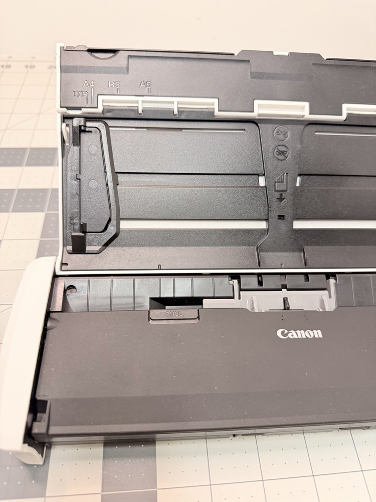 Canon imageFORMULA R10 Portable Document Scanner