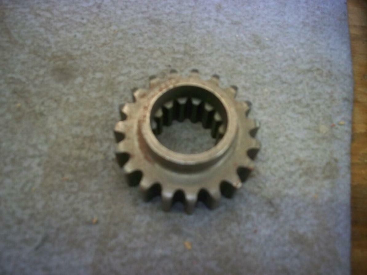 NOS 1998-2009 Polaris Snowmobile 19T 3/4W 15T Spl Sprocket 2900003 RMK XC