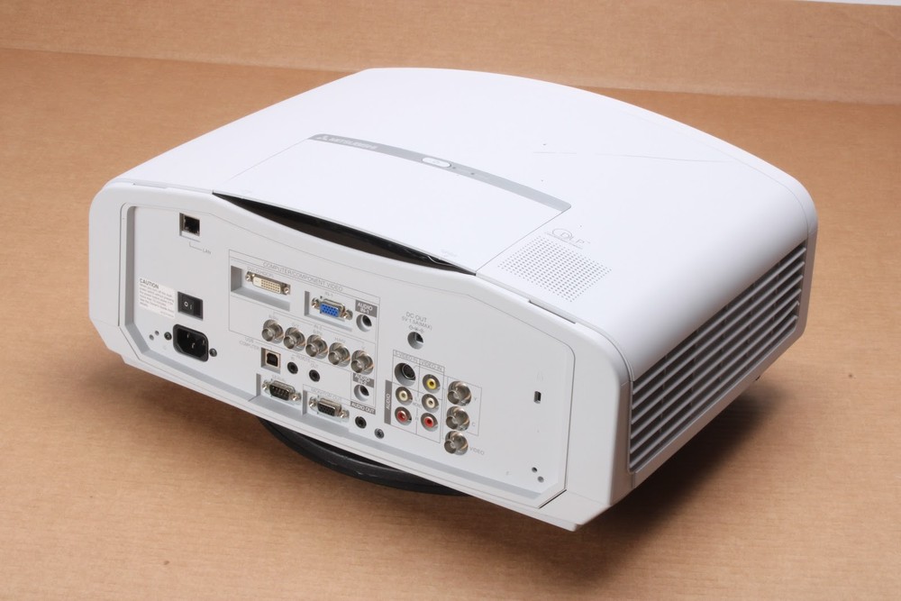 Mitsubishi WD2000 DLP Projector - Fair Condition
