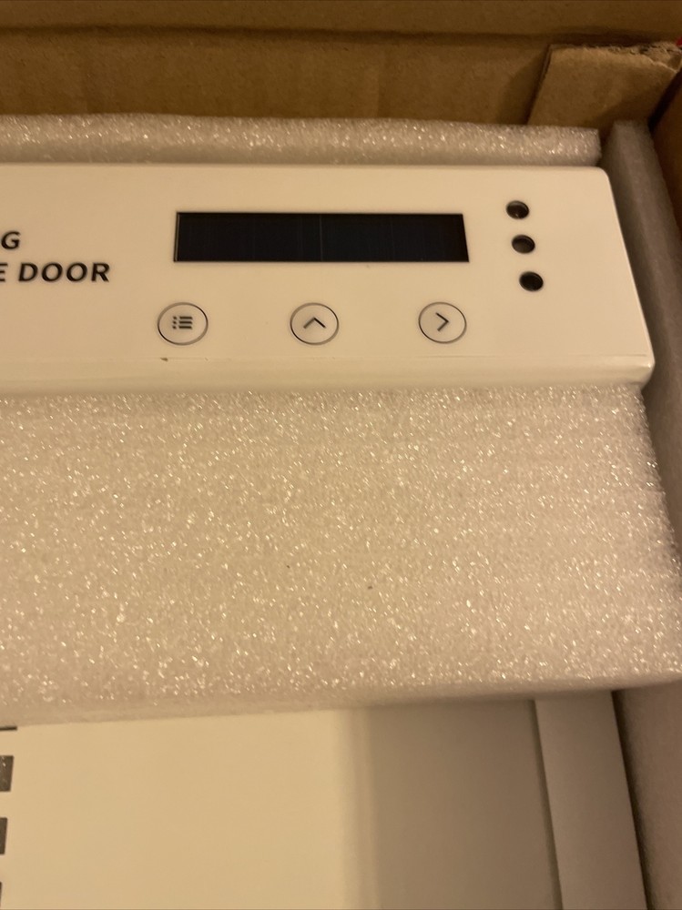 Intelligent Light Sensing Automatic chicken coop door