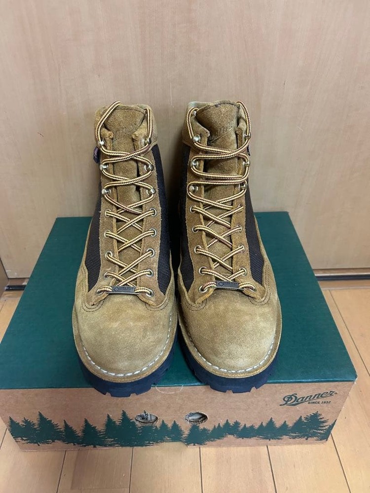 Danner suede highcut boots