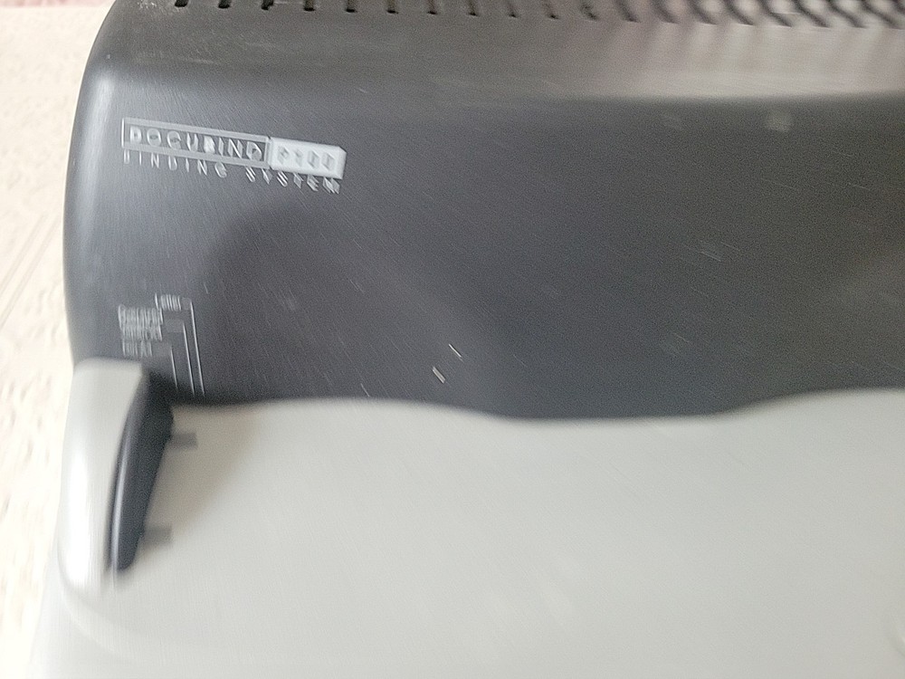 Docubind P100, Binding System with some bindings