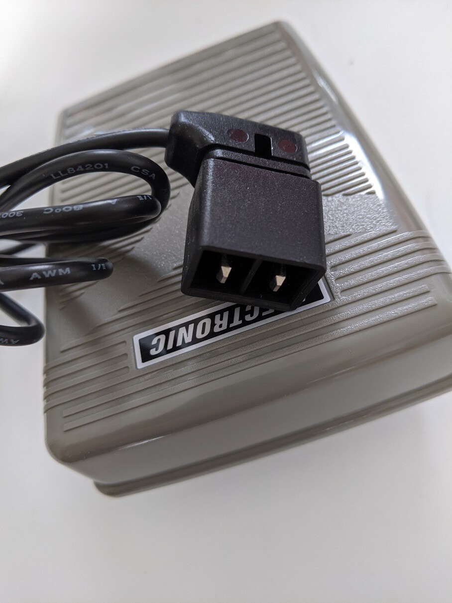 Foot Control Pedal #0026417012R For Bernina 910,930,931,932,933,1020,1030,1031