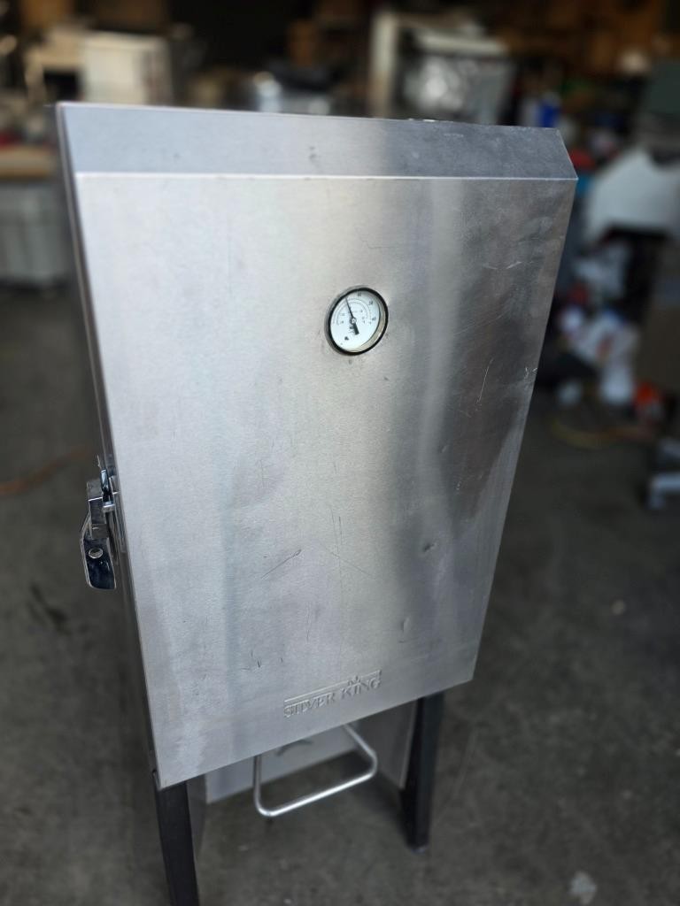 Silver King SKMAJ1 6 gal Refrigerated Milk Dispenser w/ 1 Valve 115 Volt Tested