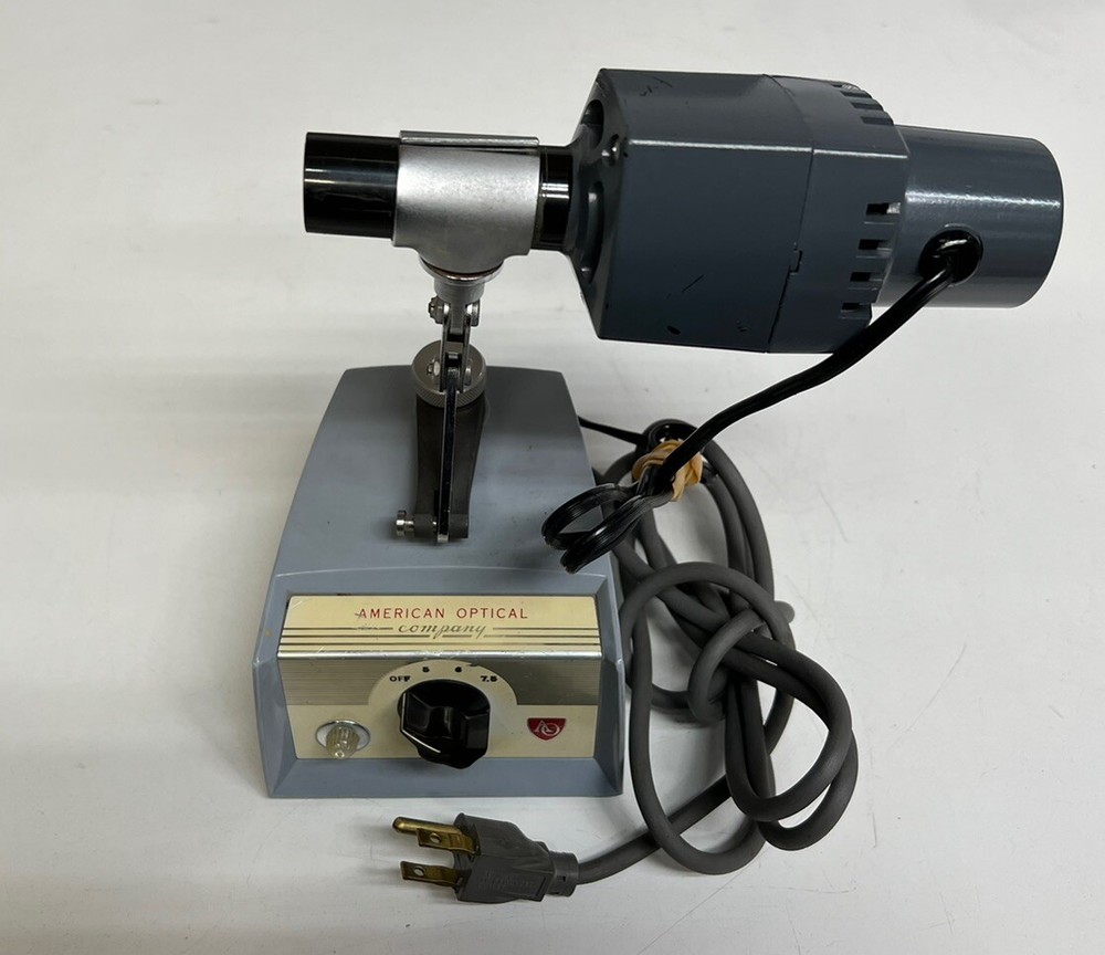 AO American Optical 651 Microscope Illuminator Variable Intensity ( Venteg )