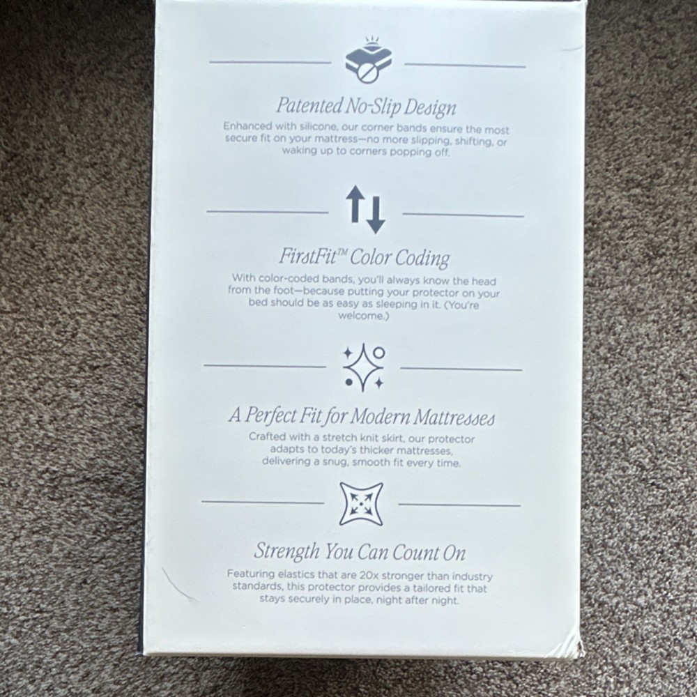 DreamFit DreamCool Enhanced Cooling Mattress Protector Split King White