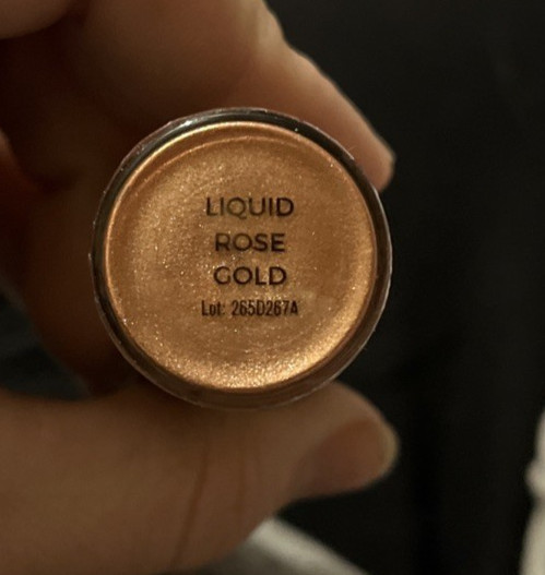 5 Makeup Revolution Liquid Highlighter