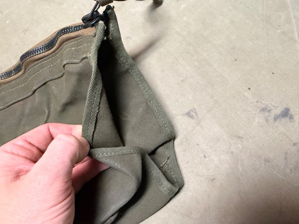 ORIGINAL WWII US ARMY M24 CHAFFEE TANK .30 CAL BOW GUN CANVAS COVER