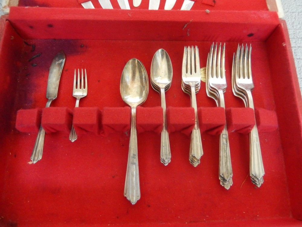 Stratford Plate Cotillion flatware & Box