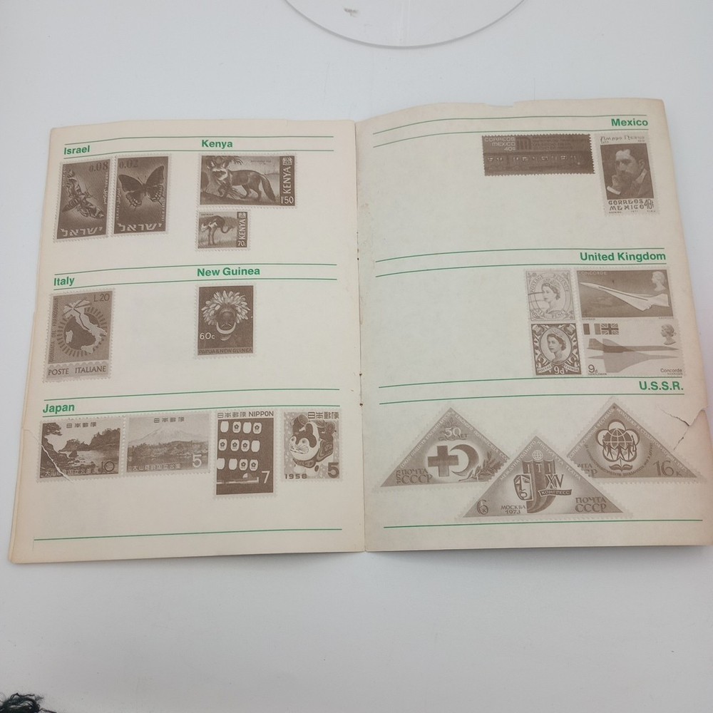 1973 United States Learning Corporation Stamp Album World Explorer READ