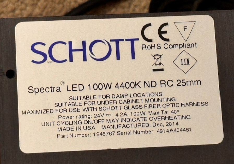SCHOTT 4400K 100W FIBER OPTIC ILLUMINATION LIGHT SOURCE