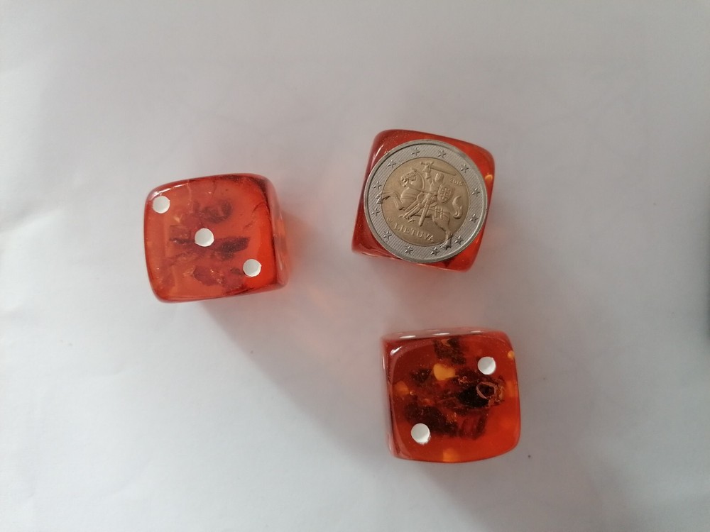 3 HANDMADE BALTIC AMBER Dice