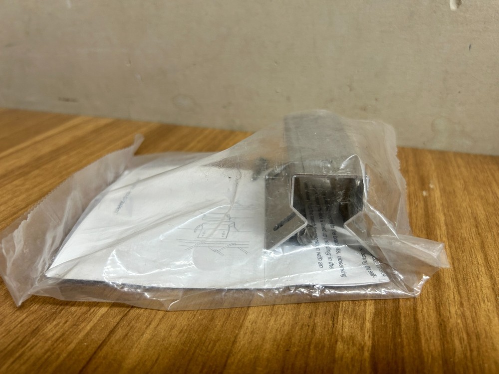 Interlogix GE Security Sentrol 1940-L Mount Bracket