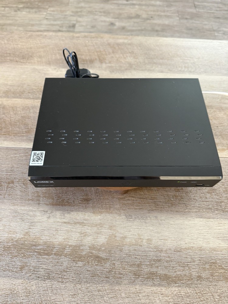 Lorex 1080P Wireless DVR (LH0904-D)-BLACK