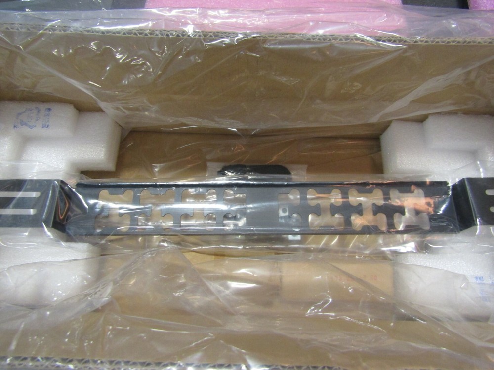 73P5857 IBM C19 PDU HARDWARE KIT