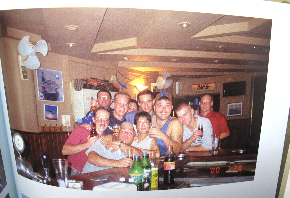 USS BRISCOE DD-977 2000 MEDITERRANEAN DEPLOYMENT CRUISE BOOK