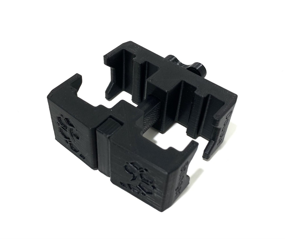 Scorpion Compatible link dispenser clamp