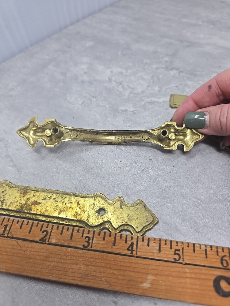2 Drawer Pull Handle & Backplate 5.75" Brass Colored 3" Centers