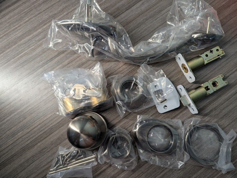 Faultless Solid Brass Entrance Handleset model s7c32