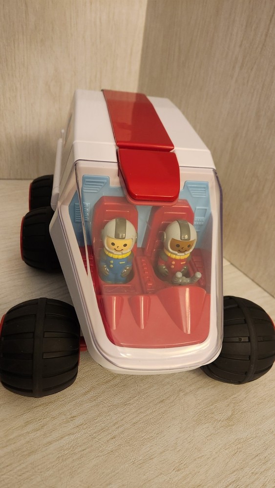 Lakeshore Learn & Play Explore Rover Space Vehicle Complete With 2 Figures
