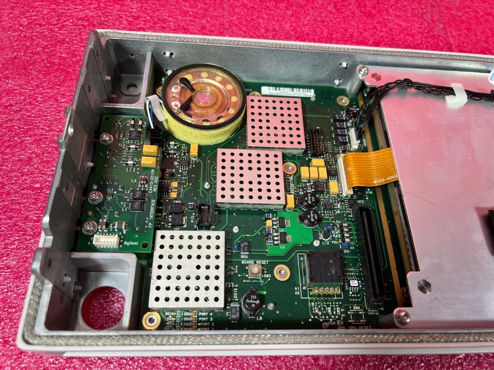 Keysight N8300A Wireless Networking Test Set ''Panel only'' E4410-63113