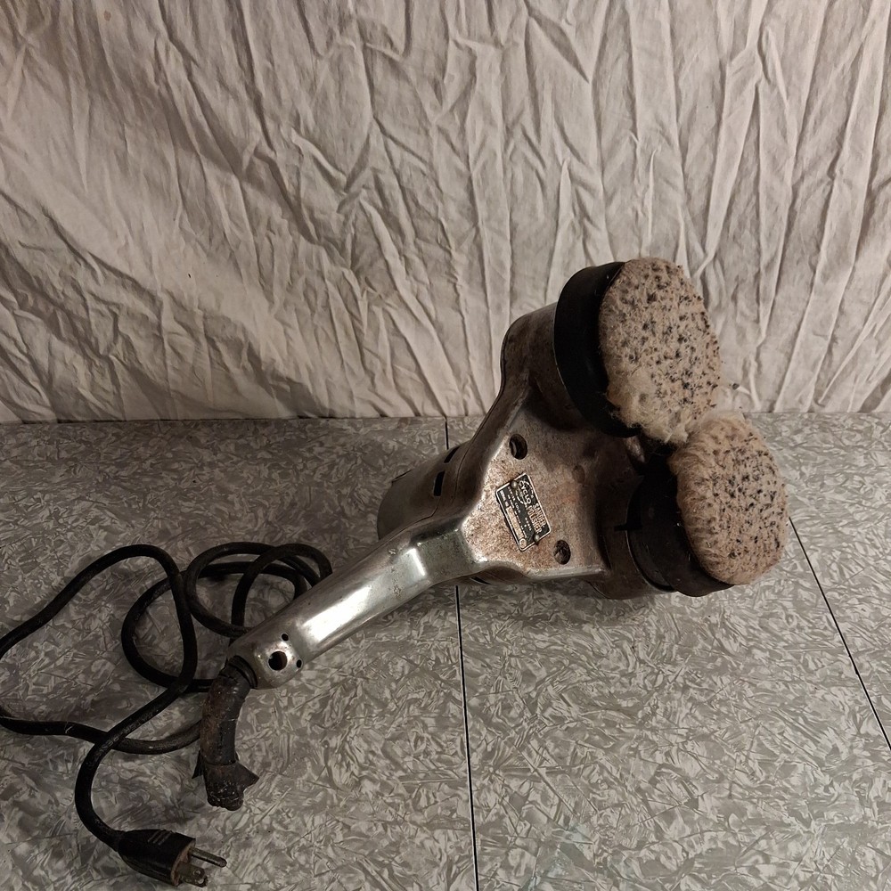 Vtg Cyclo Mfg.  Model 5 Heavy Duty Double Head Orbital Buffer - Tested Working