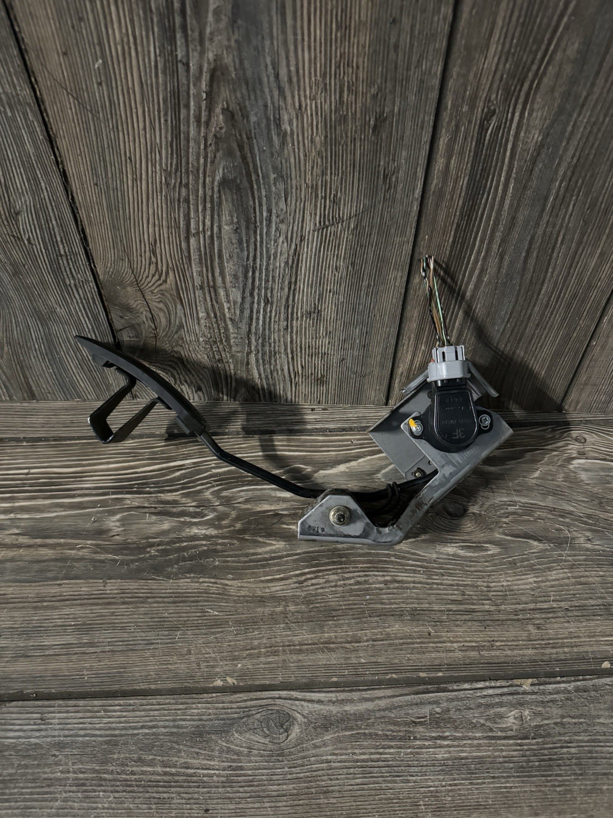 03-08 Nissan 350Z G35 Gas Pedal Accelerator Throttle Position Sensor OEM TESTED