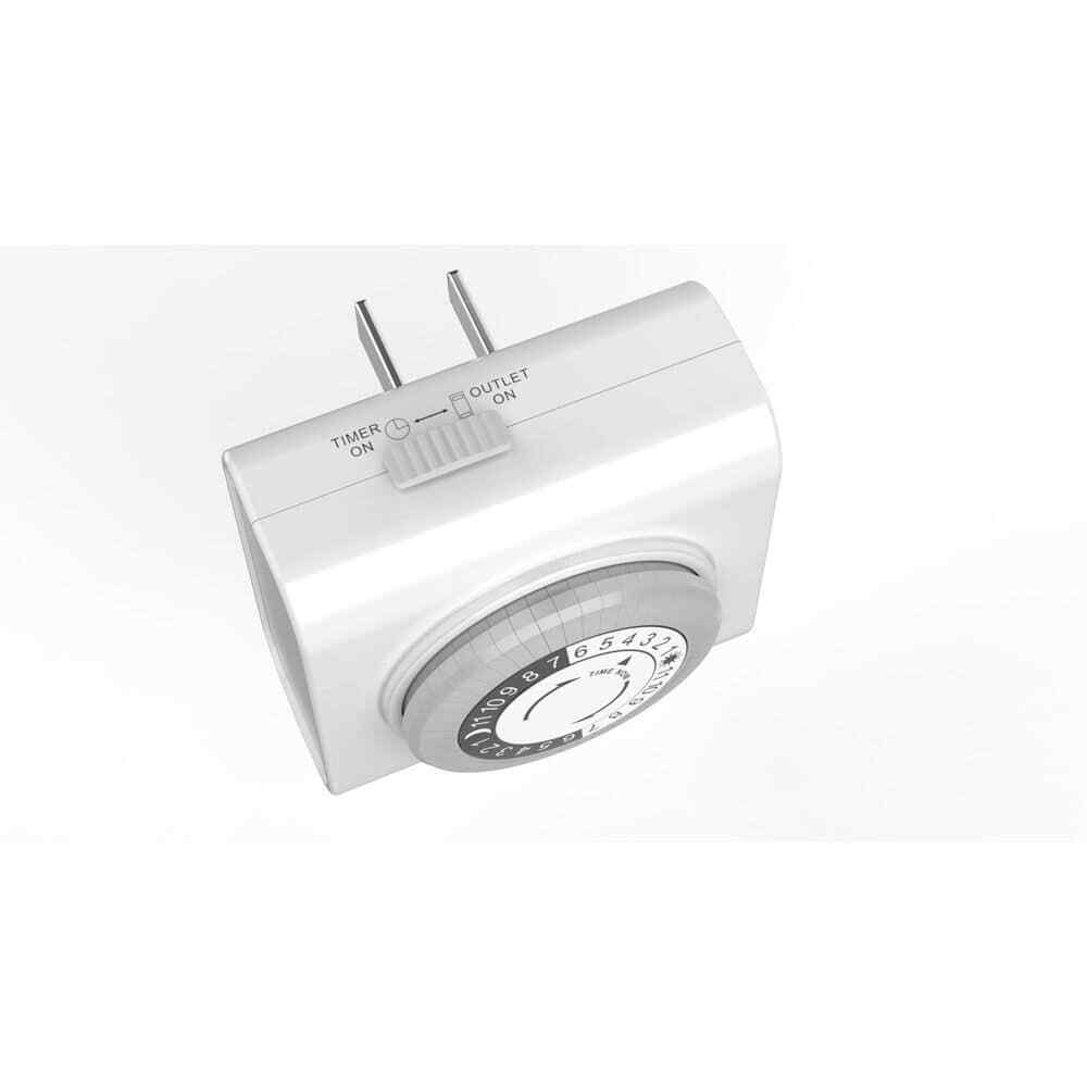 Defiant 24-Hour Indoor Plug-In Basic Mechanical Timer
