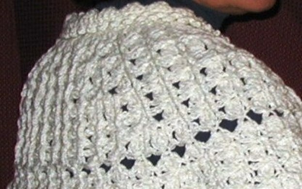 Lena Capelet Pattern in Crochet, 3 sizes