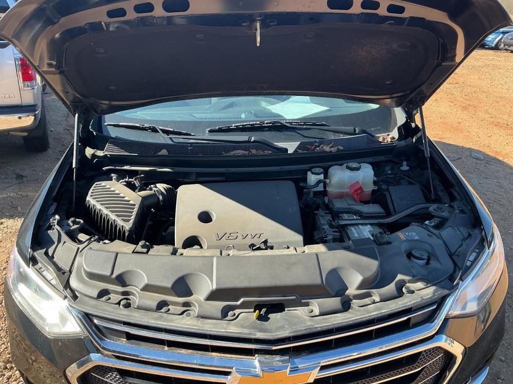 TRAVERSE 2018 Glove Box 4928972