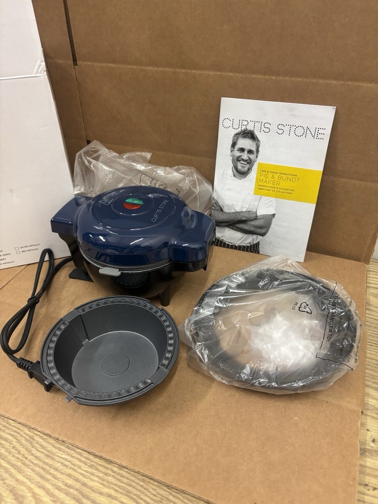 Curtis Stone Pie & Bundt Maker Midnight Blue