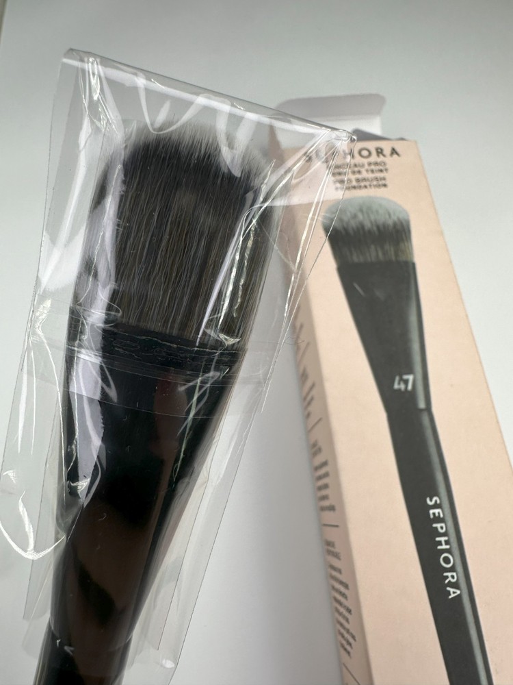SEPHORA PRO Foundation Brush #47 – 100% Authentic Flawless Makeup Tool