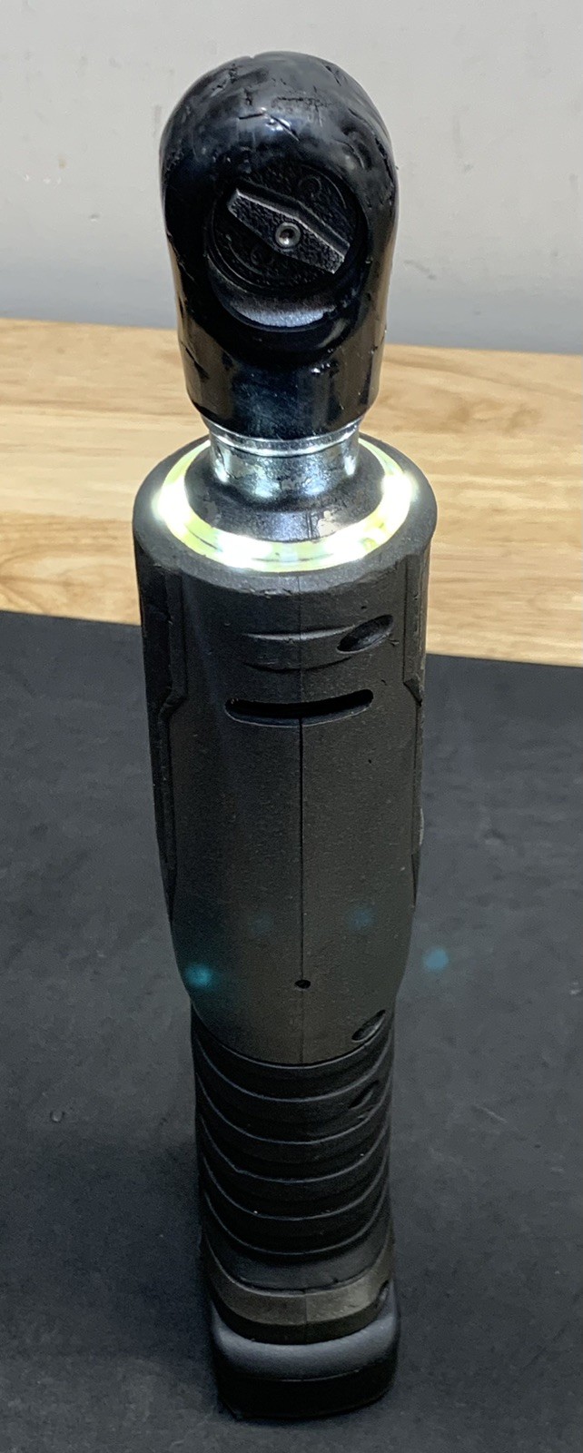 Snap-on CTR861 GUN METAL GREY Brushless 14.4v 3/8" Dr Cordless Ratchet & Battery