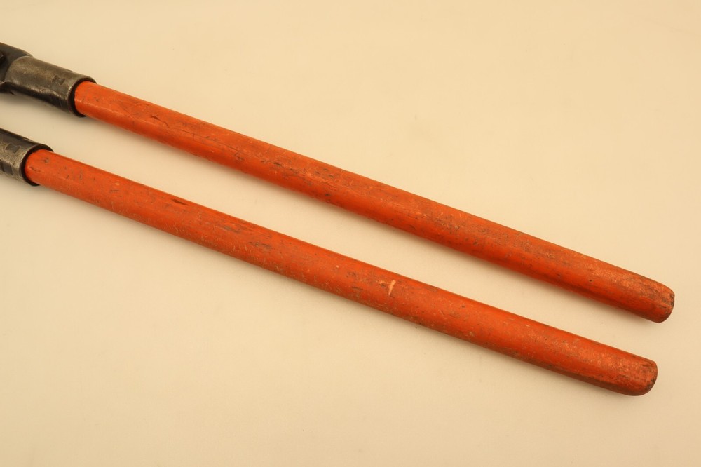 Unbranded 27" Cable Cutter