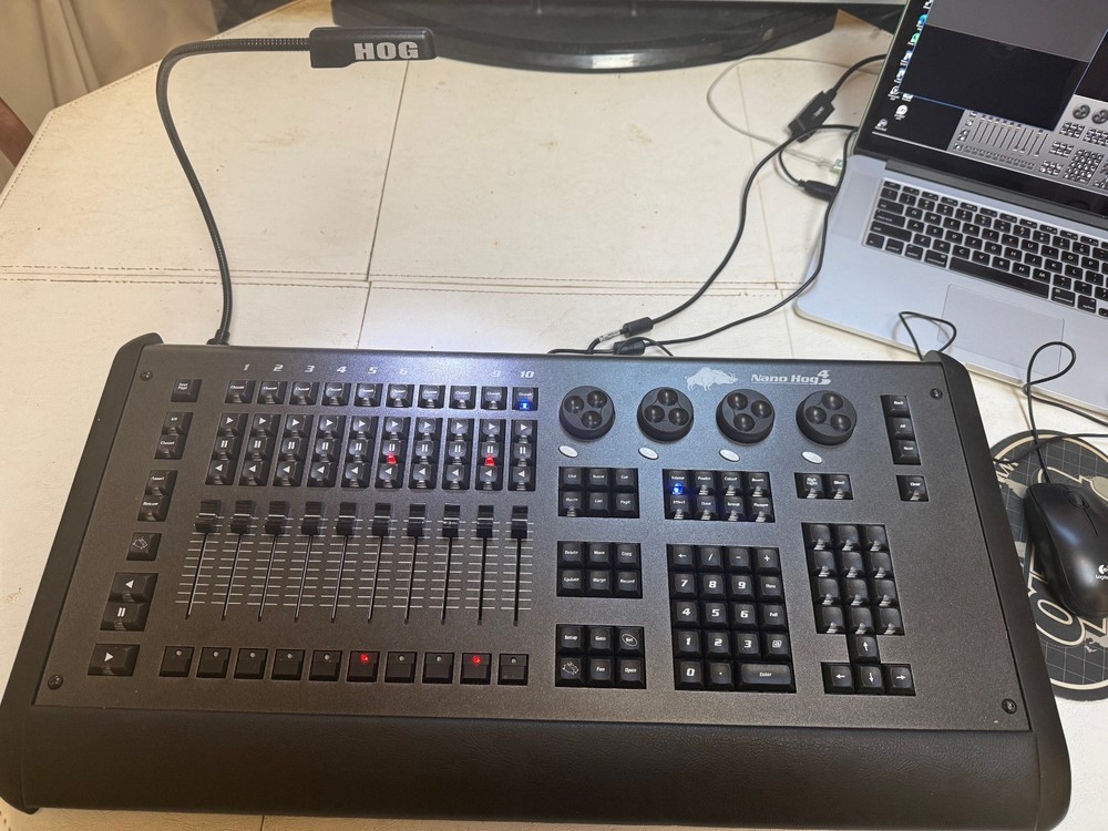 High End Systems Nano Hog 4 Console HogPC USB Widgit 4 Universe DMX Control