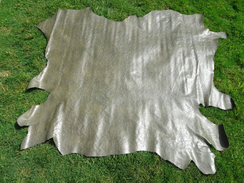 Exquisite Edelman embossed leather - 1 Hide