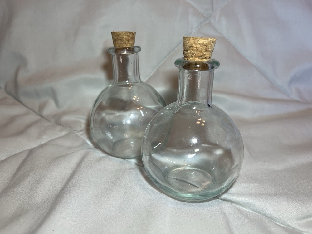 Glass Potion Bottles, With Cook Lid, Clear.￼